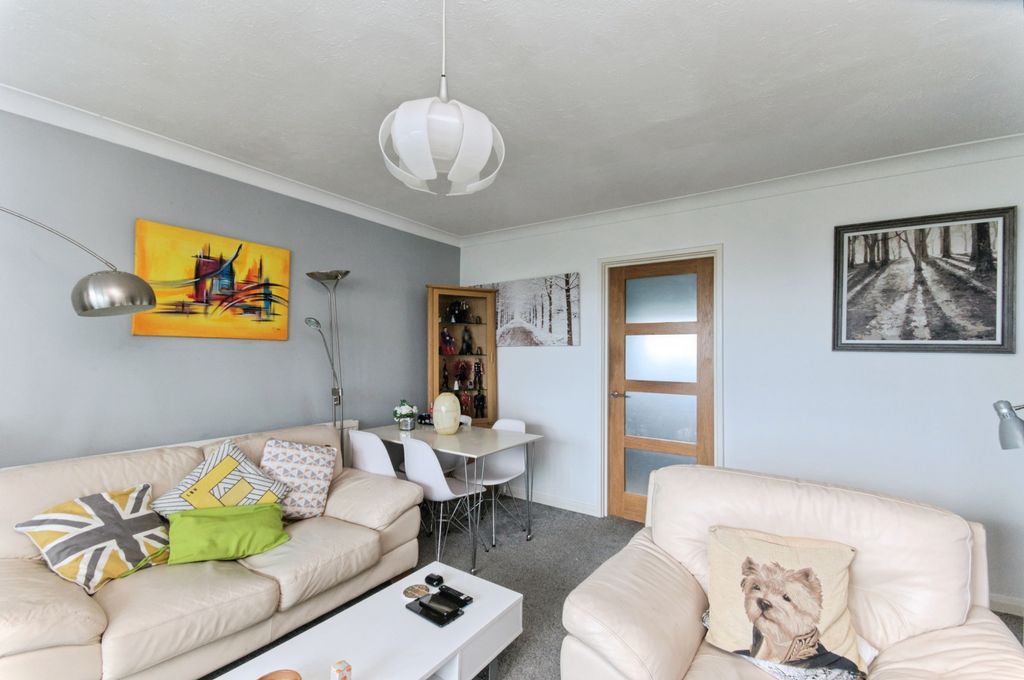 Additional image 9 of 2 bed flat for saleRoyal Parade, Eastbourne BN22