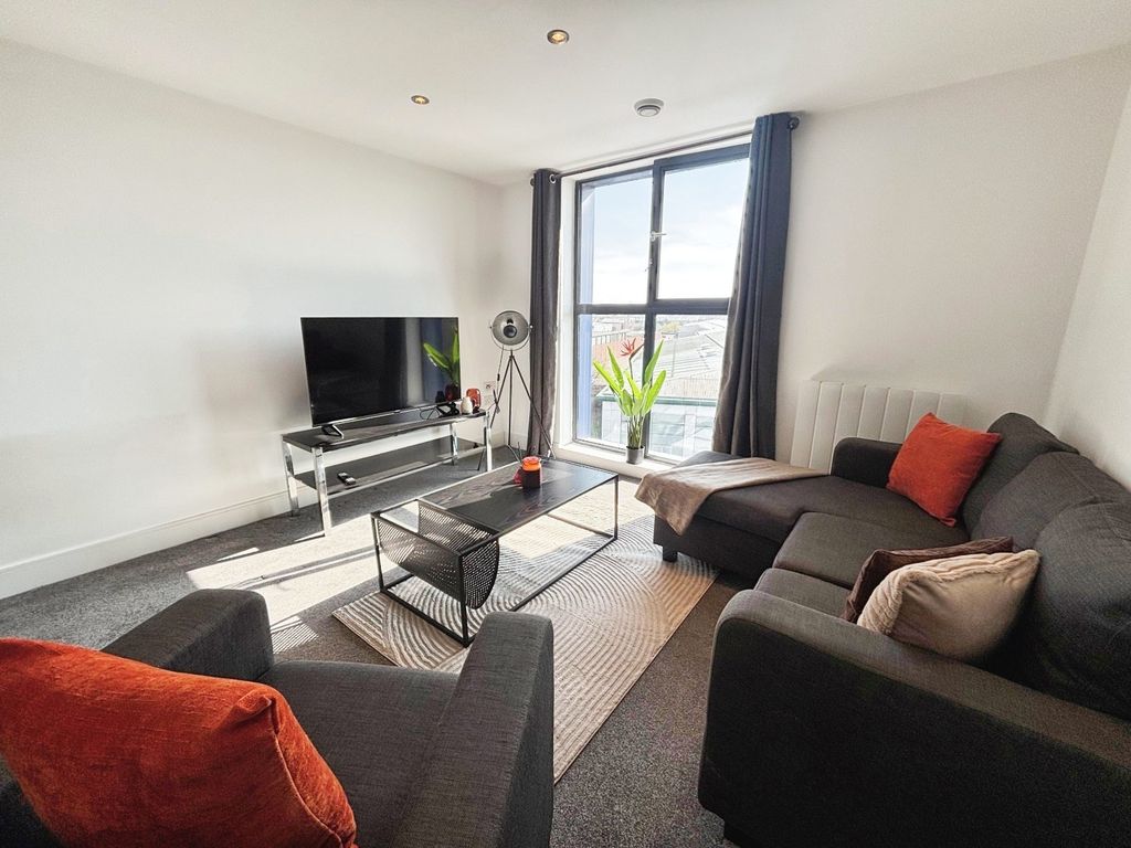 Property photo 1 of 9 Picture No. 11