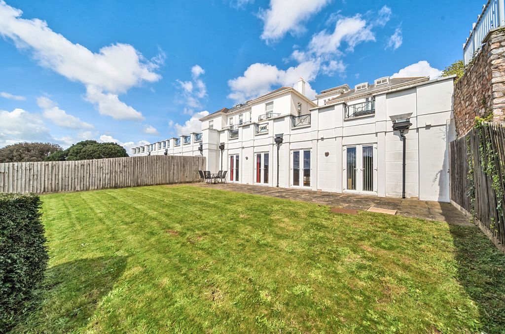 Property photo 2 of 21 1440473-11-69Dd2F...