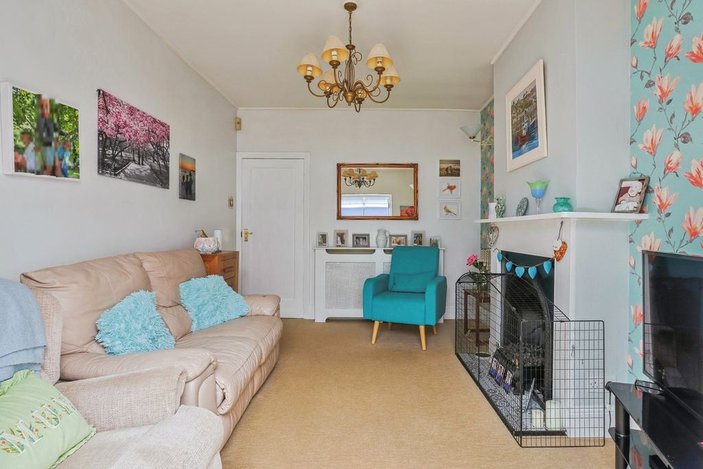 Property photo 3 of 20 Pbox-Img.Jpg