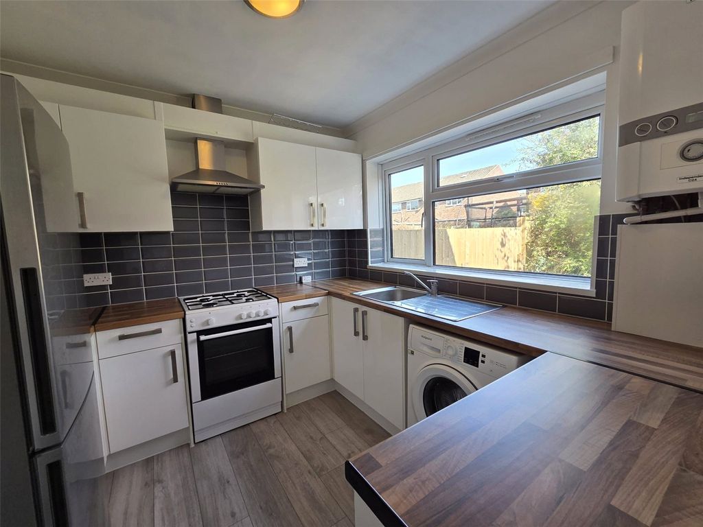 Property photo 2 of 7 Picture No. 05