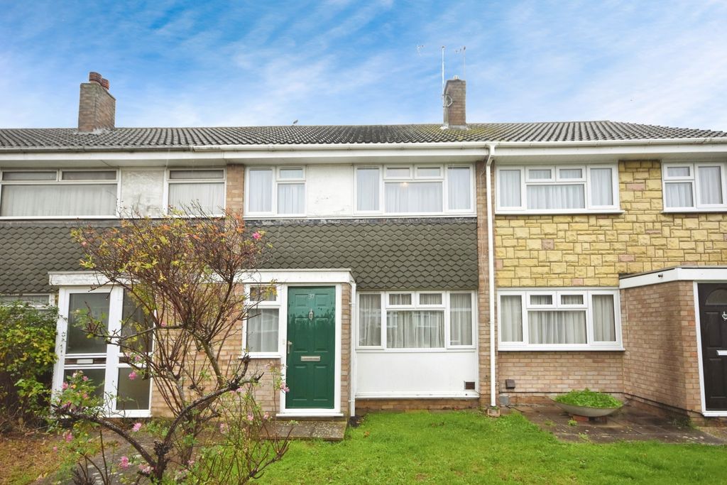 Property photo 1 of 17 Front