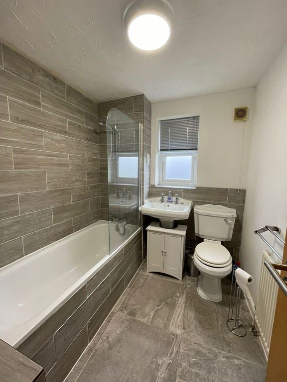 Property photo 2 of 15 Image