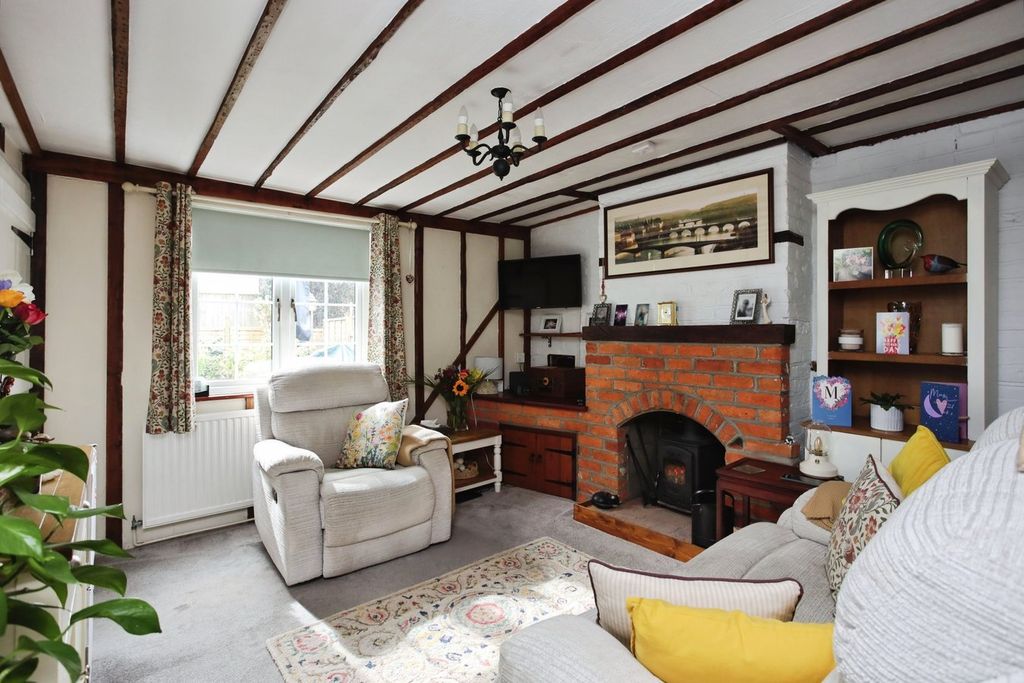 Property photo 2 of 18