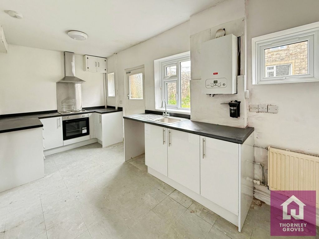 Property photo 2 of 11 Pbox-Img.Jpg