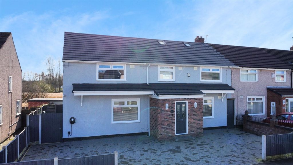 Property photo 1 of 36 Singleton Avenue For Sale