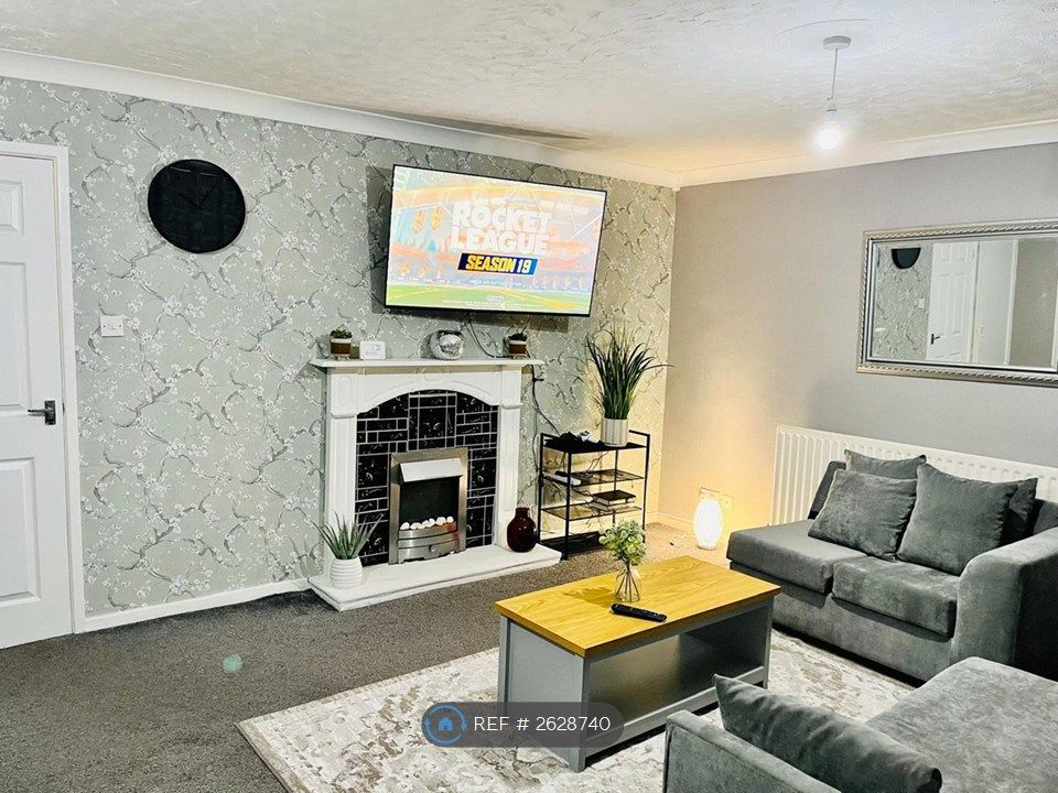 Property photo 1 of 16 Lounge 1