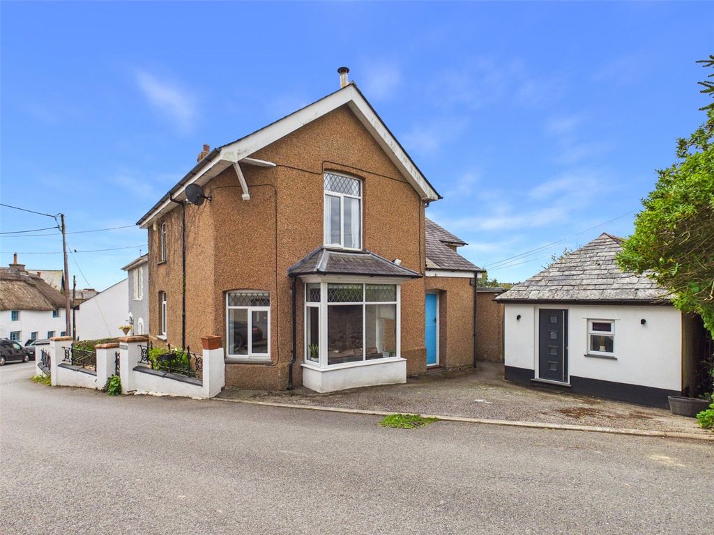 Property photo 1 of 19 Picture No. 11