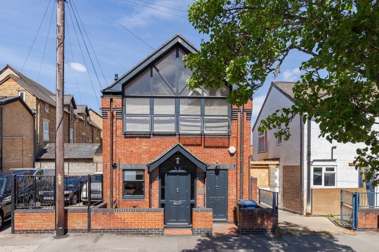 Property photo 1 of 9 286163