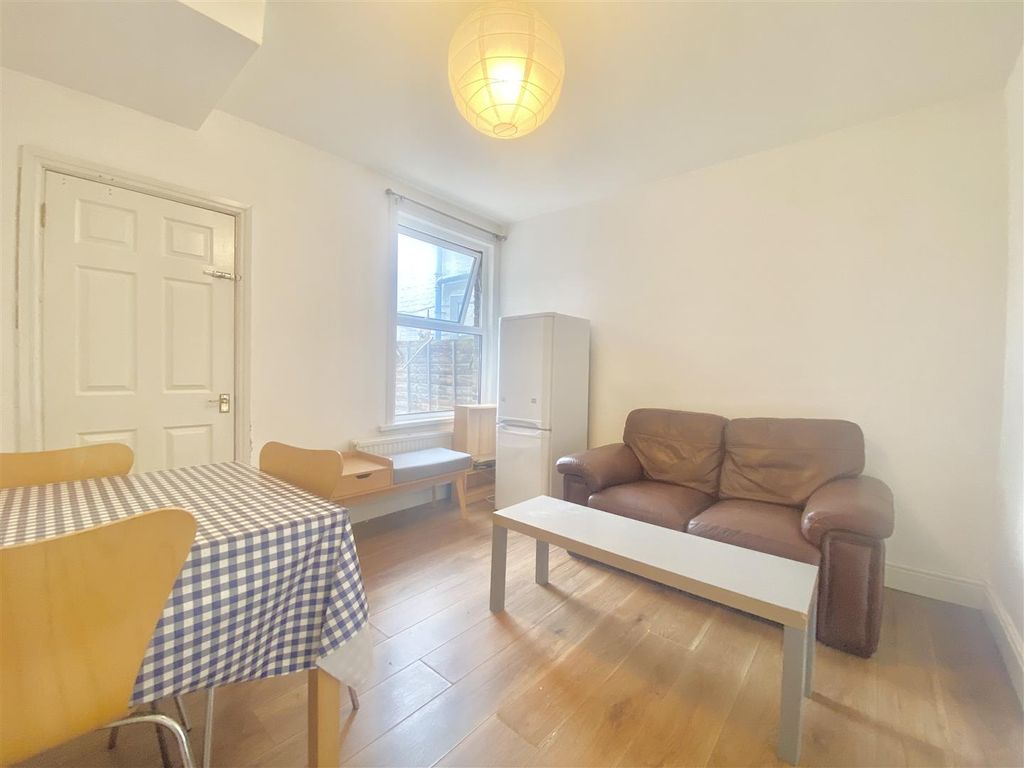 Property photo 2 of 12 Img_9251.Jpg