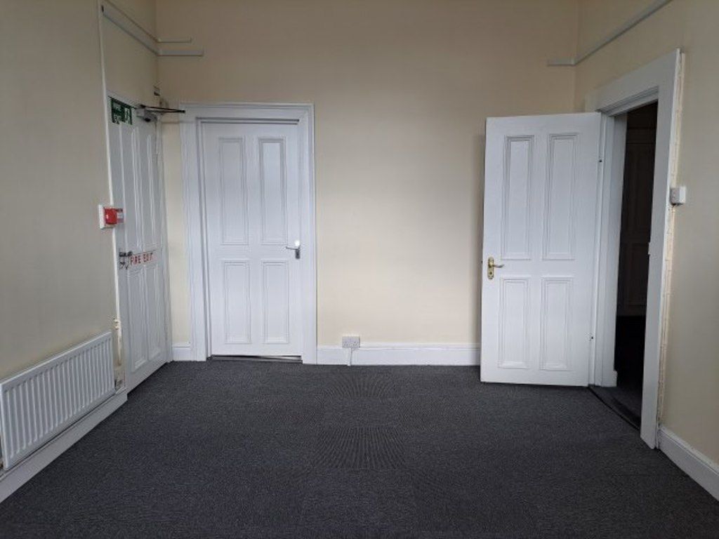 Property photo 3 of 5 Photo 3