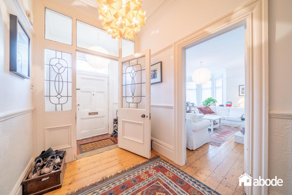 Property photo 2 of 39 Dsc01469-Hdr.Jpg