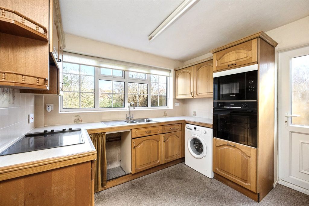 Property photo 3 of 21 Picture No. 10