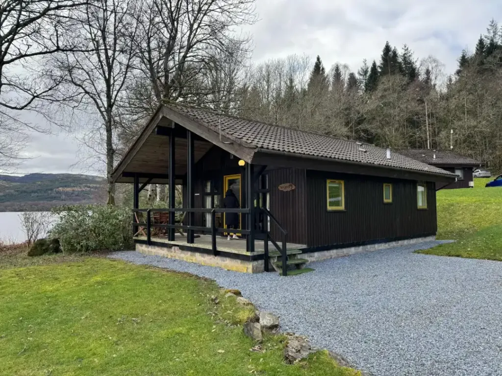 Property photo 1 of 6 The Catch 4 3