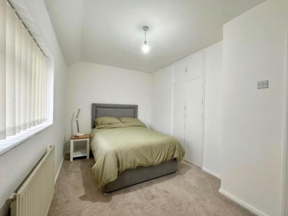 Property photo 1 of 1