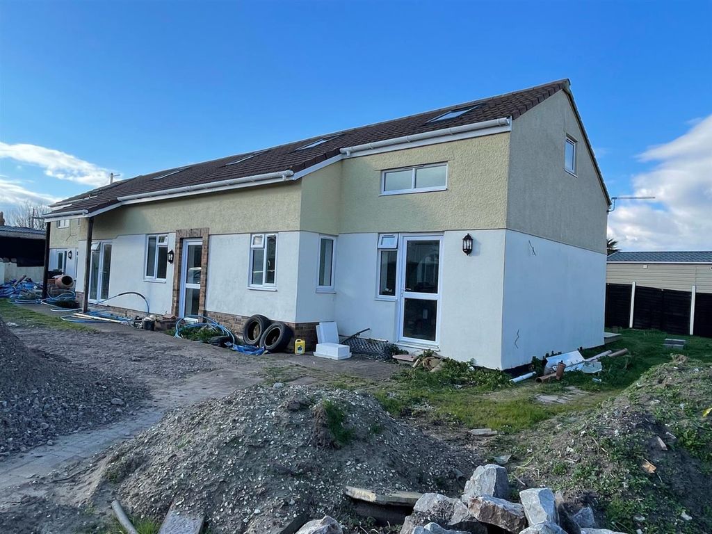 Property photo 1 of 21 Front.Jpg