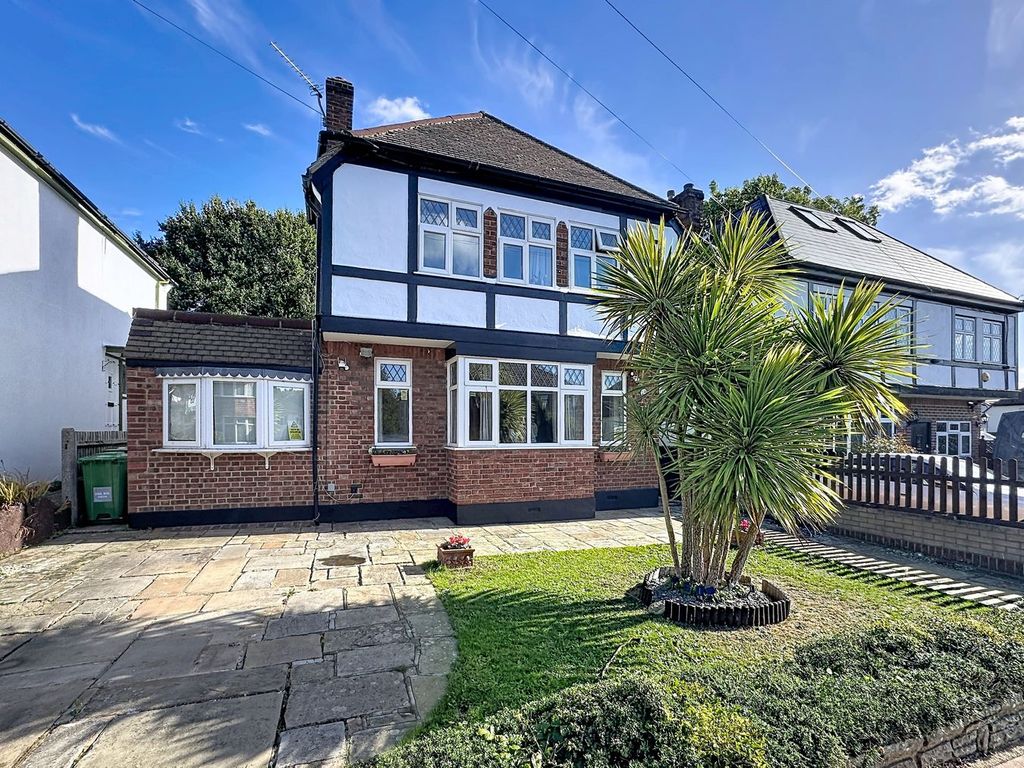 Property photo 1 of 29