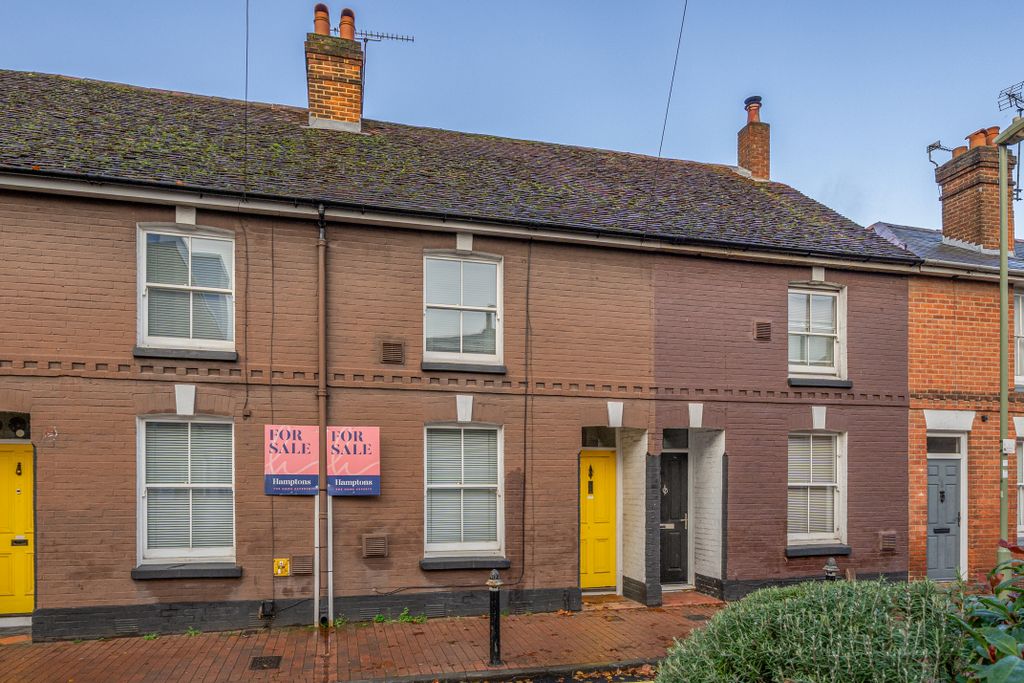 Property photo 1 of 11