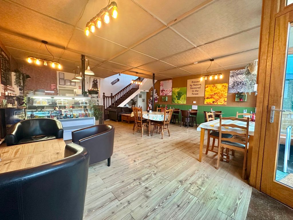 Property photo 2 of 24