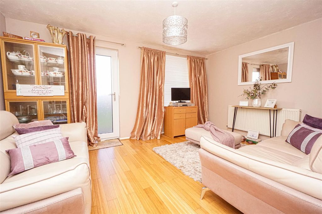 Property photo 3 of 16 Dsc03854.Jpg