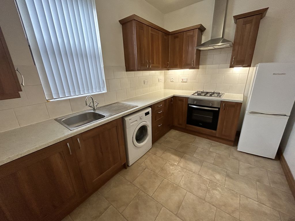 Property photo 3 of 6 Gallery
