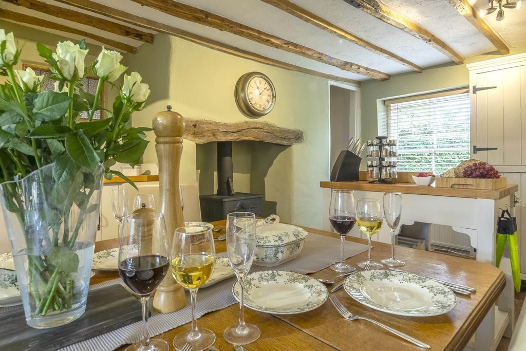 Property photo 2 of 24