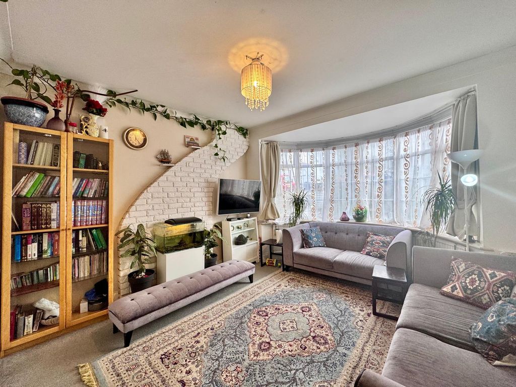 Property photo 3 of 15 Whatsapp Image 2025-11-05 At 12.56.16 (2)