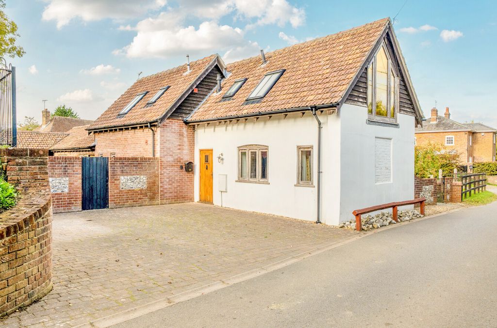 Property photo 1 of 14 1364291-21-68E685...