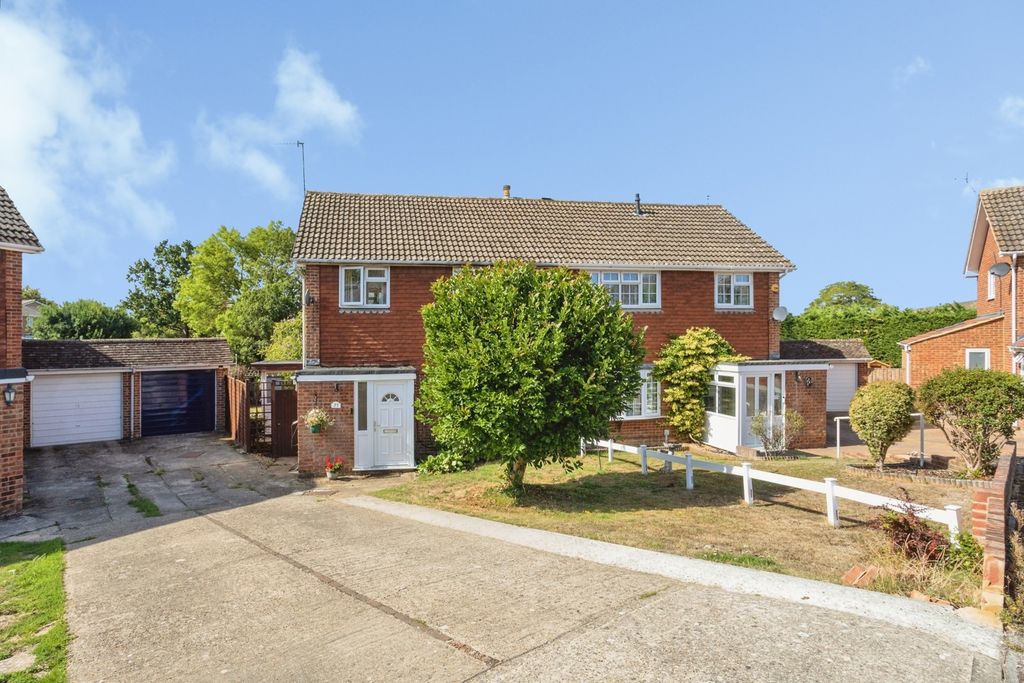 Property photo 1 of 17 Pbox-Img.Jpg