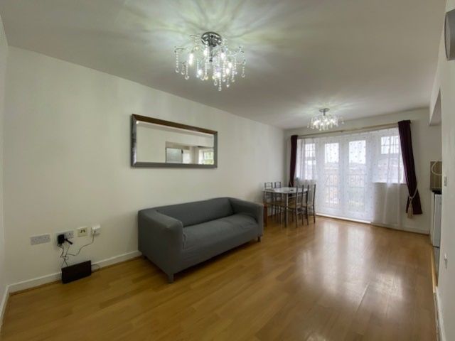Property photo 3 of 7 5