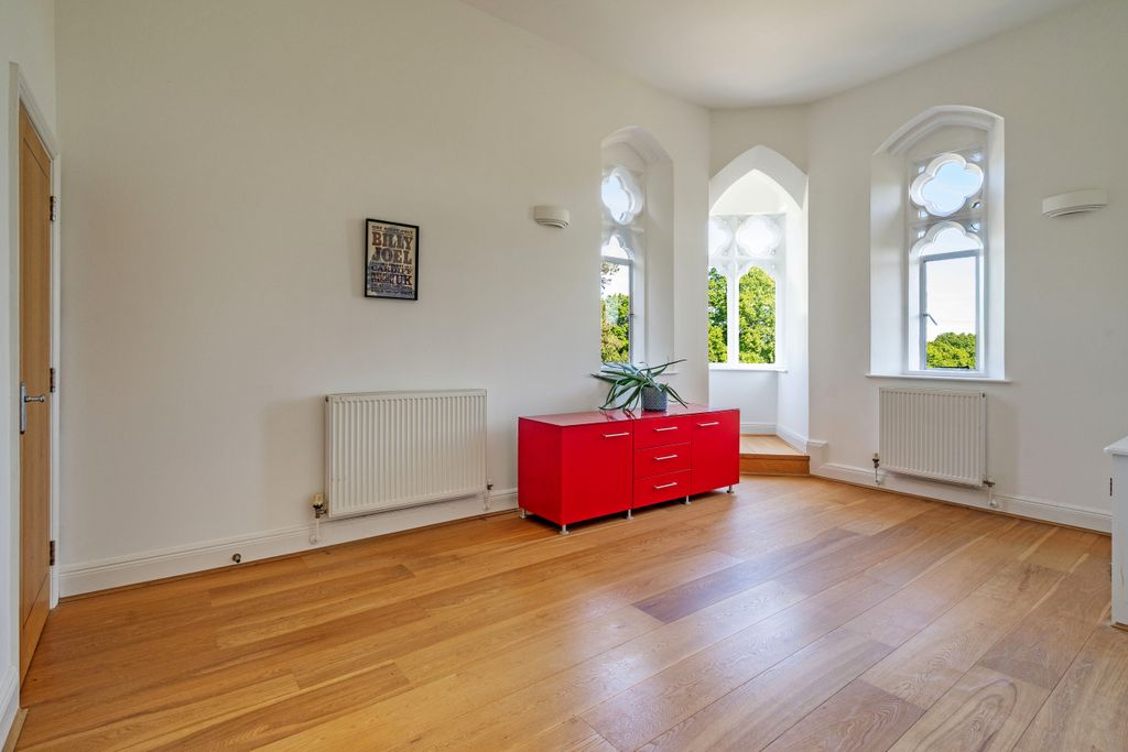Property photo 2 of 16 Sitting/Dining Room
