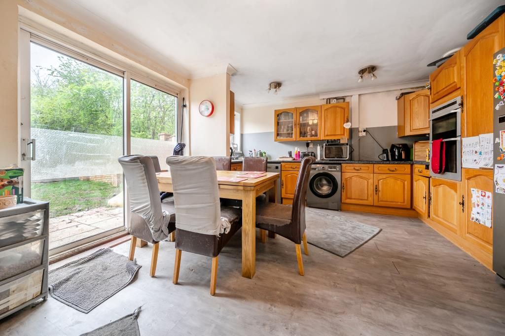 Property photo 3 of 13 Kitchen/Dining Area