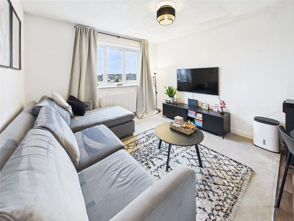 Property photo 2 of 11 Picture No. 01