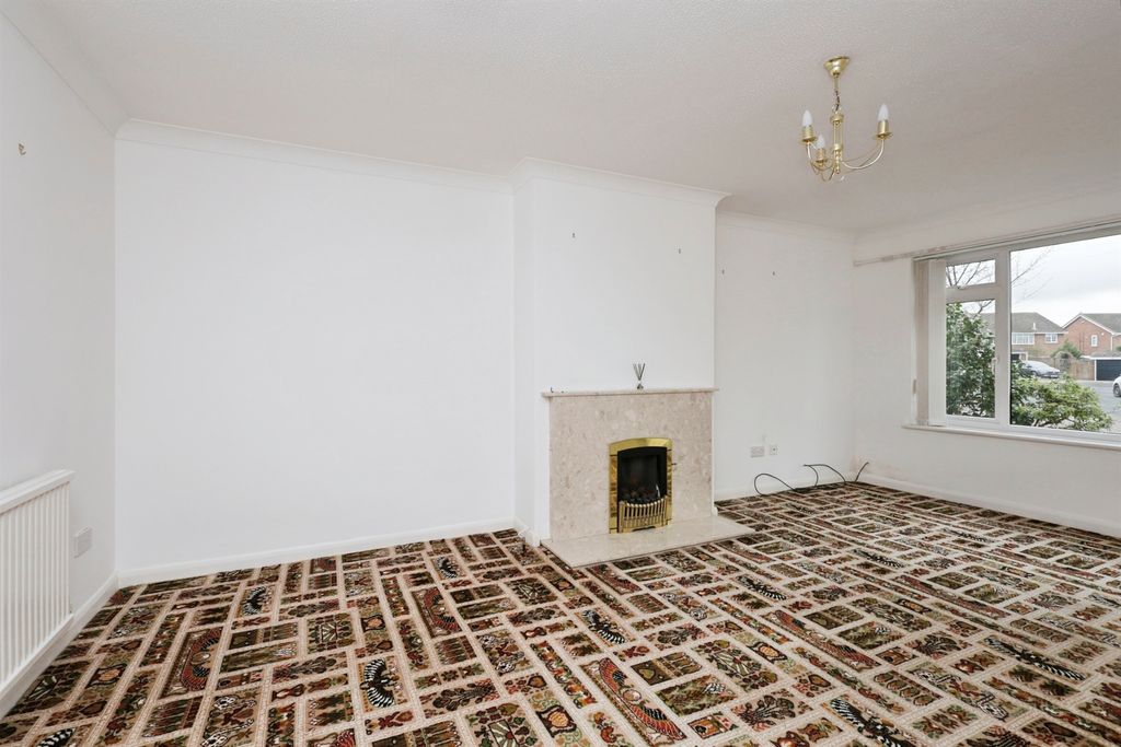 Property photo 3 of 15