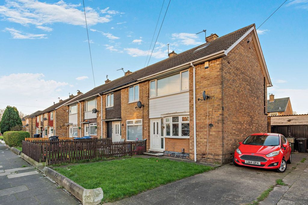 Property photo 2 of 22