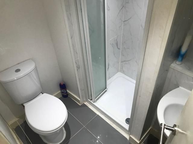 Property photo 1 of 3 Shower Room