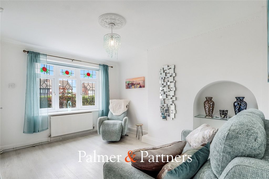 Property photo 3 of 21 Picture No. 11