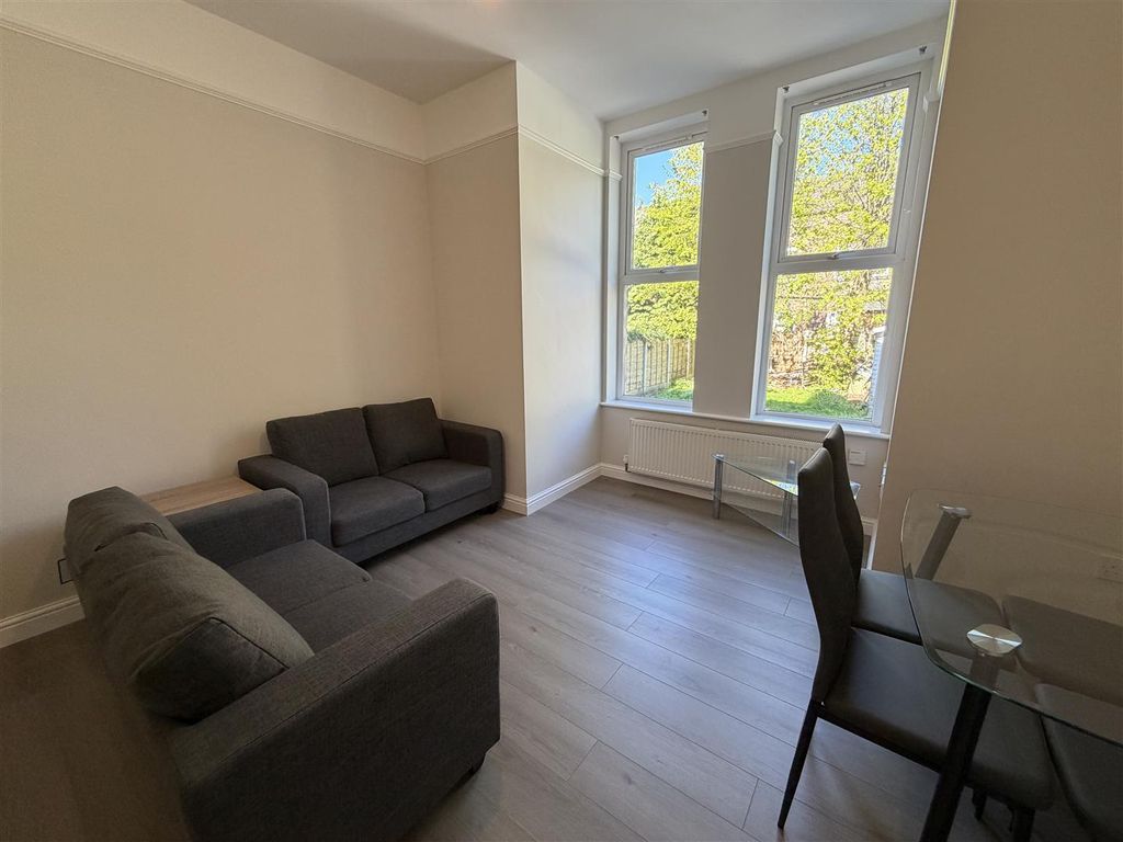 Property photo 2 of 19 20260424_092043785_Ios.Jpg