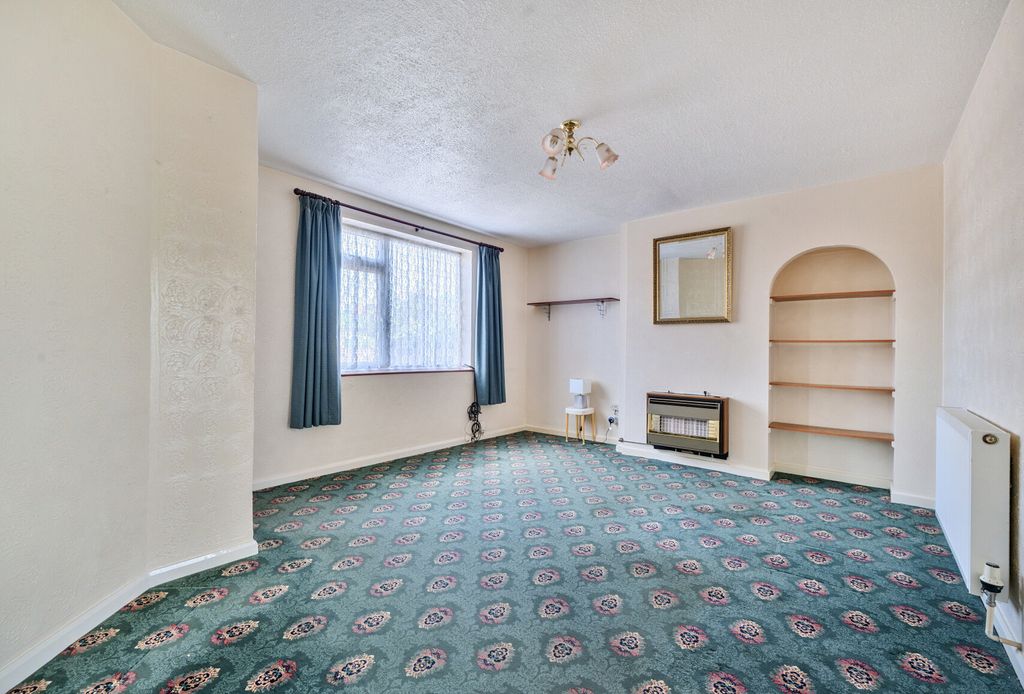 Property photo 3 of 19 1465240-10-6A0Db0...