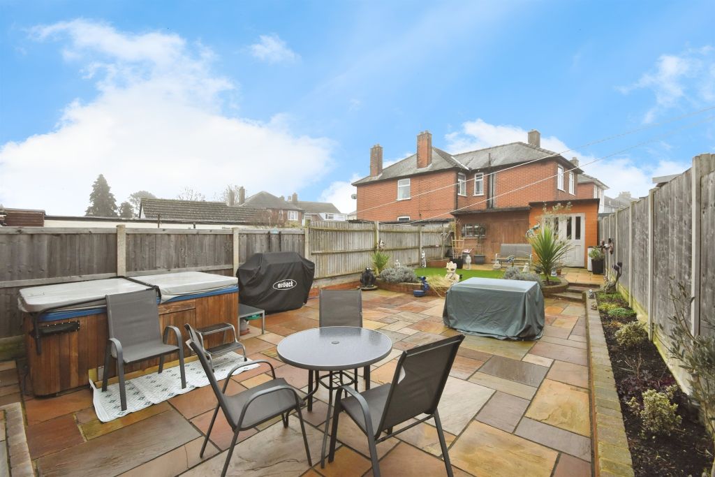 Property photo 3 of 20