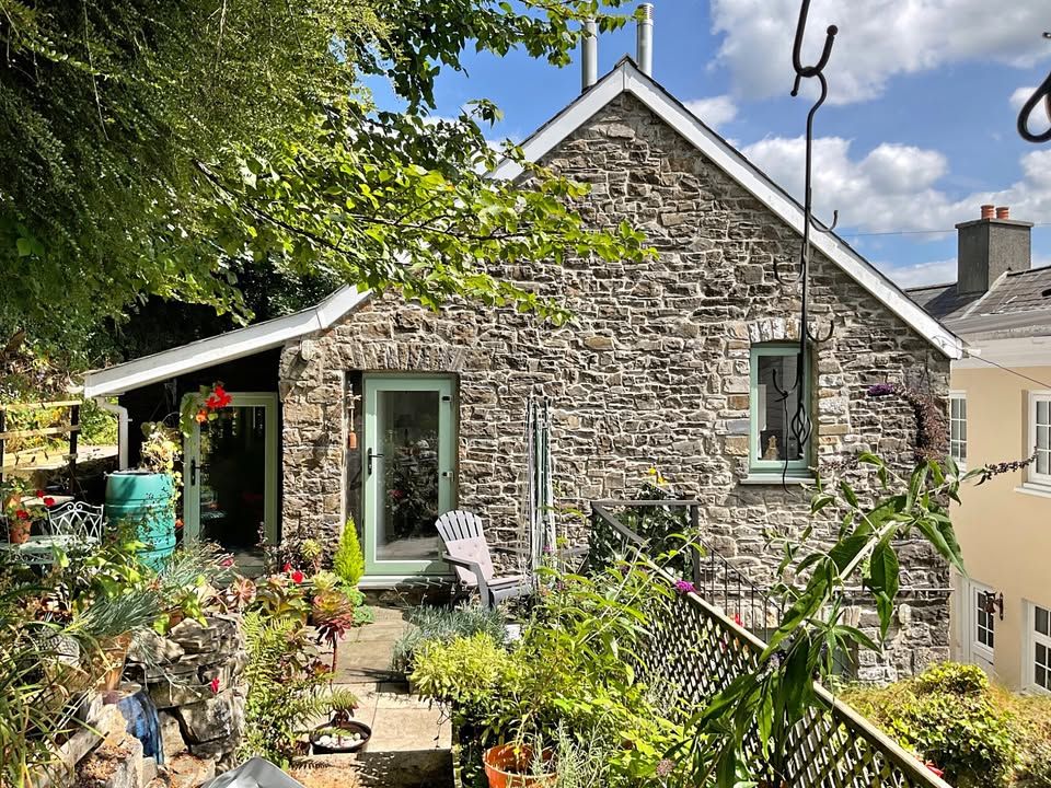 Property photo 2 of 21 The Property