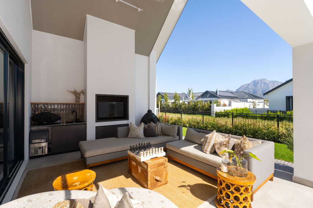 Property photo 3 of 25 Vlv1712595