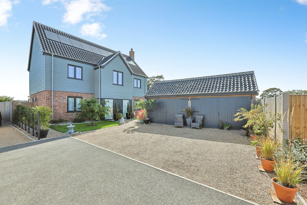 Property photo 1 of 31