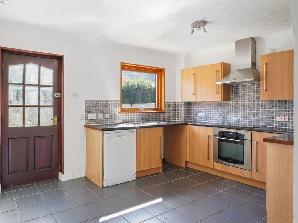 Property photo 2 of 13 2