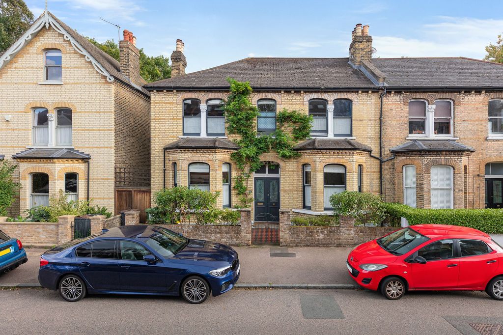 Property photo 1 of 38