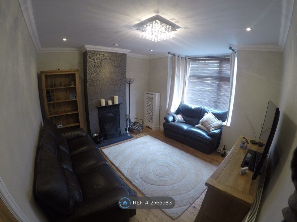 Property photo 2 of 6