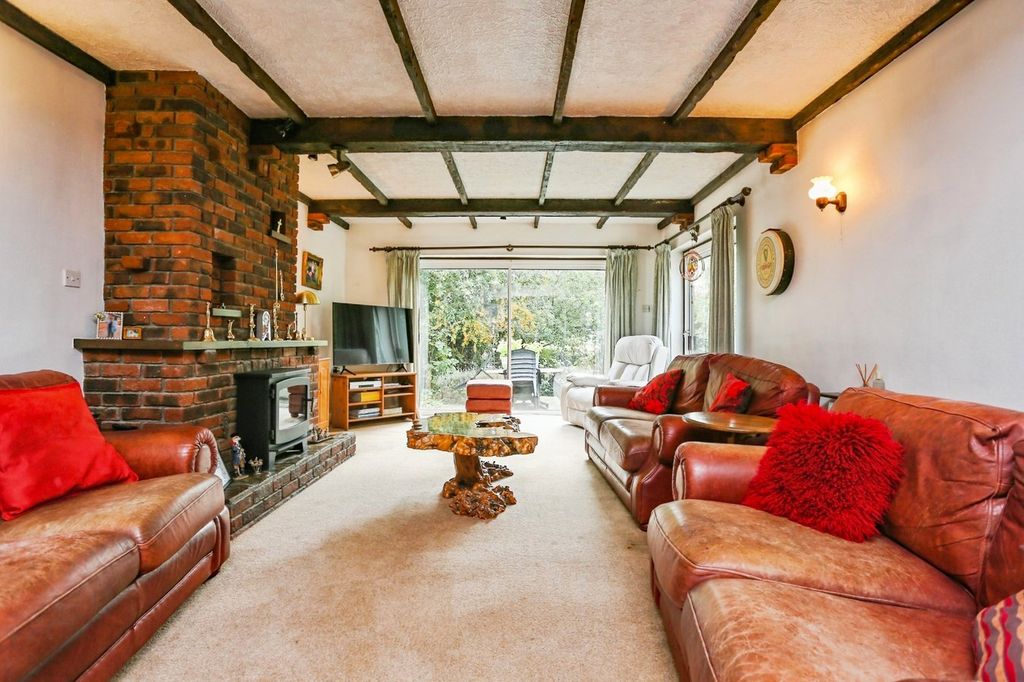 Property photo 2 of 24