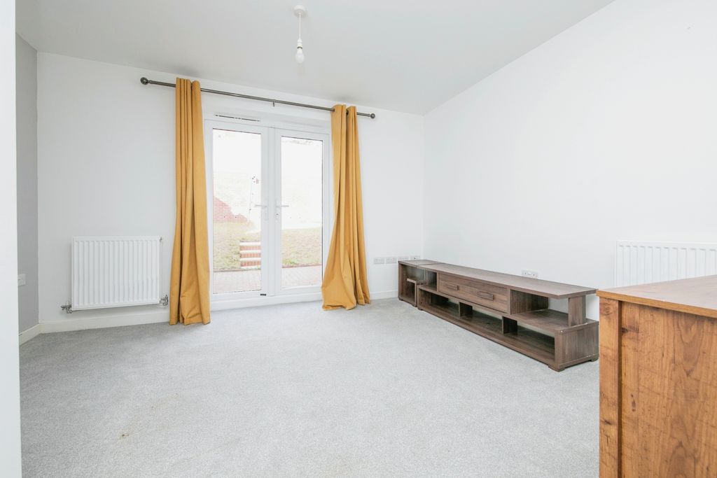 Property photo 3 of 17 Photography