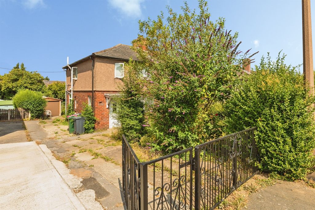 Property photo 3 of 3