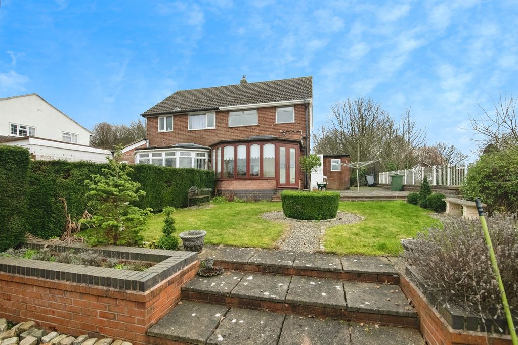 Property photo 2 of 14